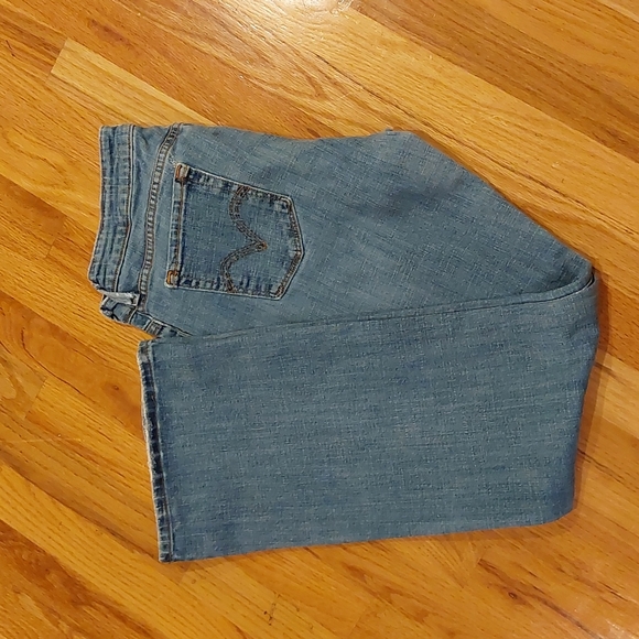 Levi Denim 545 Jeans - Picture 12 of 15